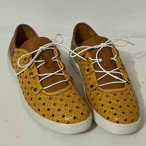 Mago | European All Leather Woven Beach Shoes - Size Woman’s 39